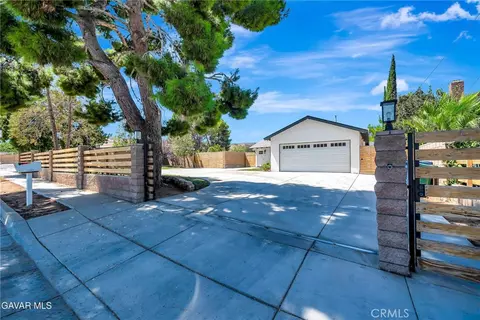 Exterior - 41623 55th St West W, Lancaster, CA 93536 photo 3 of 23