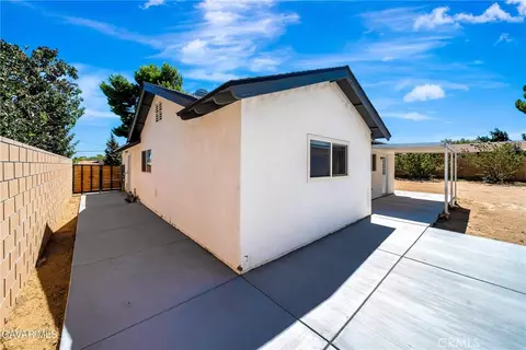 Exterior - 41623 55th St West W, Lancaster, CA 93536 photo 12 of 23