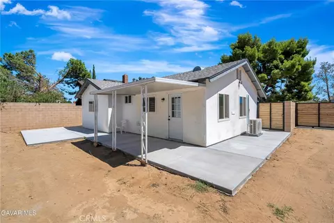 Exterior - 41623 55th St West W, Lancaster, CA 93536 photo 7 of 23