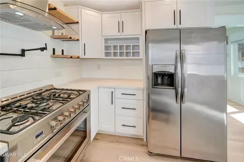 Kitchen - 41623 55th St West W, Lancaster, CA 93536 photo 5 of 5