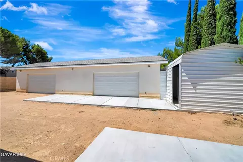 Exterior - 41623 55th St West W, Lancaster, CA 93536 photo 17 of 23
