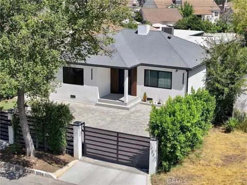 5954 Carpenter Ave, Valley Village, CA 91607