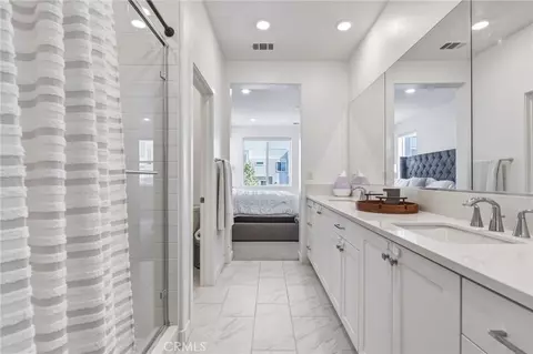 Entry Way - 26799 Keystone, Valencia, CA 91381 photo 2 of 3