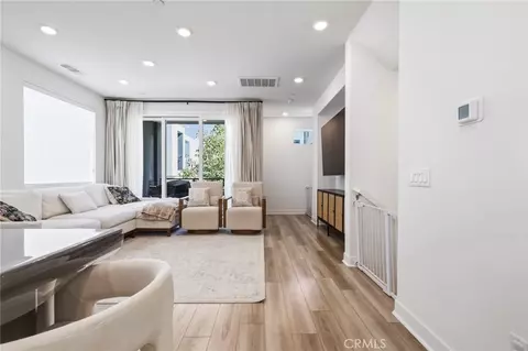 Other - 26799 Keystone, Valencia, CA 91381 photo 2 of 10