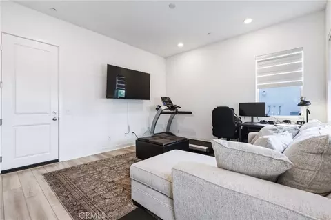 Other - 26799 Keystone, Valencia, CA 91381 photo 4 of 10