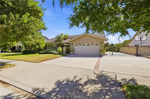 15444 Marilla St, North Hills, CA 91343