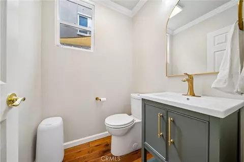 Bath - 27616 Cobblestone Ct, Valencia, CA 91354 photo 1 of 4