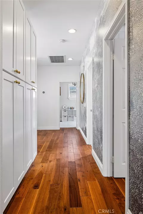 Entry Way - 27616 Cobblestone Ct, Valencia, CA 91354 photo 6 of 7