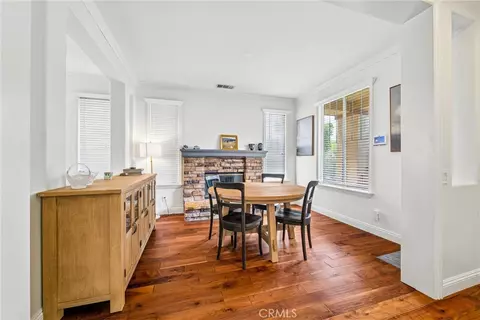 Dining - 27616 Cobblestone Ct, Valencia, CA 91354 photo 2 of 3