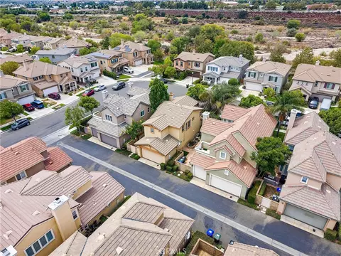 View/Area - 27616 Cobblestone Ct, Valencia, CA 91354 photo 9 of 12