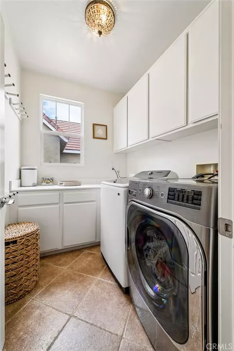 Other - 27616 Cobblestone Ct, Valencia, CA 91354 photo 5 of 6
