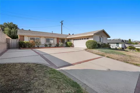 Exterior - 6736 Whitewood St, Simi Valley, CA 93063 photo 8 of 8