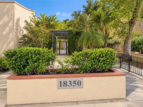 18350 Hatteras St #233, Tarzana, CA 91356