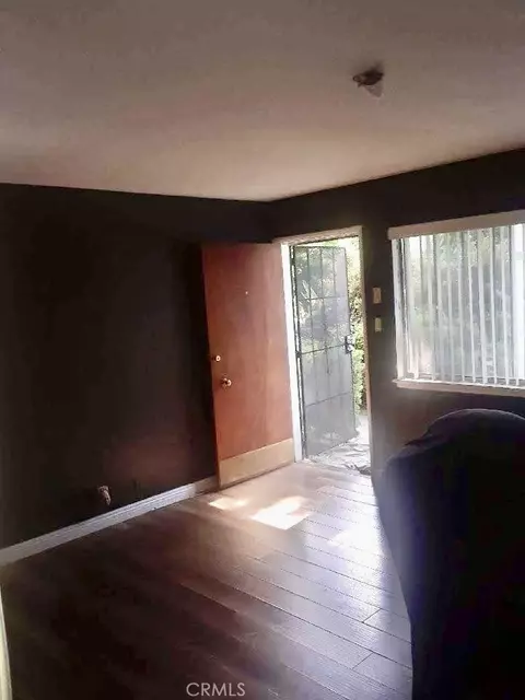723 E 6th, Long Beach, CA 90802 photo 4