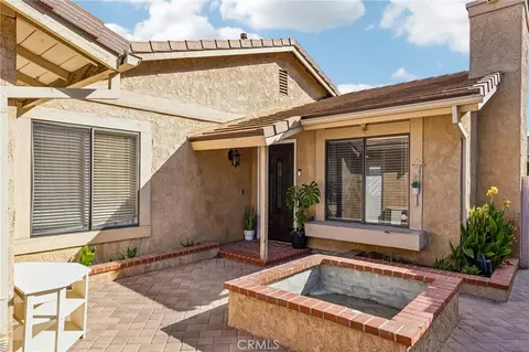 25916 Pueblo, Valencia, CA 91355