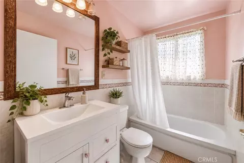 Bath - 45308 Newtree, Lancaster, CA 93534 photo 2 of 2