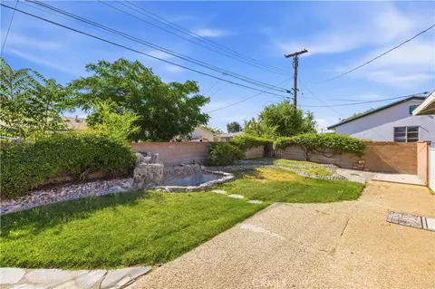 Exterior - 45308 Newtree, Lancaster, CA 93534 photo 4 of 5