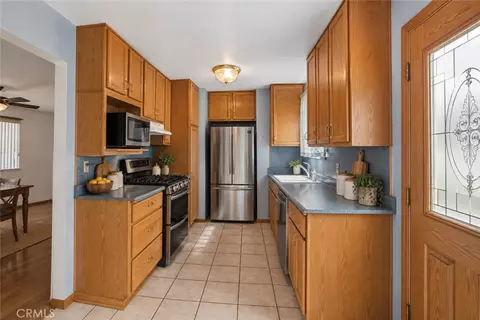 Kitchen - 45308 Newtree, Lancaster, CA 93534 photo 1 of 3