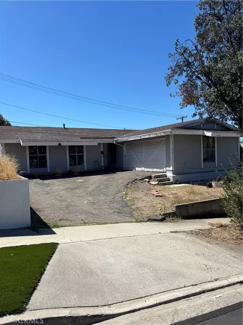 18710 Kimbrough St, Canyon Country, CA 91351