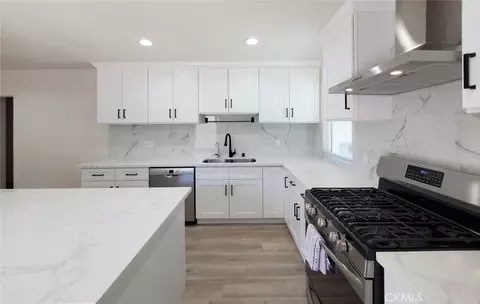 Kitchen - 8132 Hatillo, Winnetka, CA 91306 photo 3 of 4
