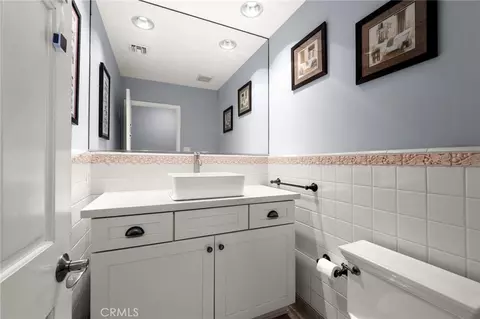 Bath - 4145 Gillespie Ave, Acton, CA 93510 photo 1 of 7