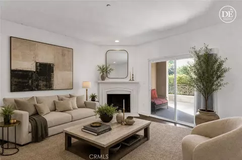 4424 Whitsett Ave #110, Studio City, CA 91604