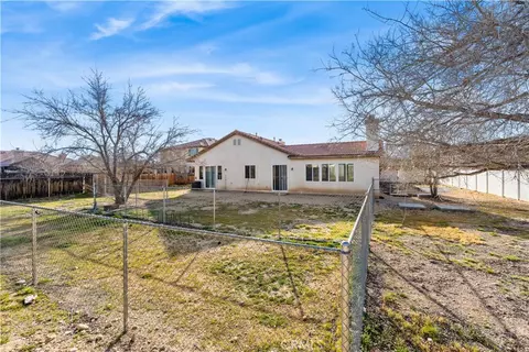 Exterior - 12573 Cabazon Ct, Apple Valley, CA 92308 photo 12 of 14
