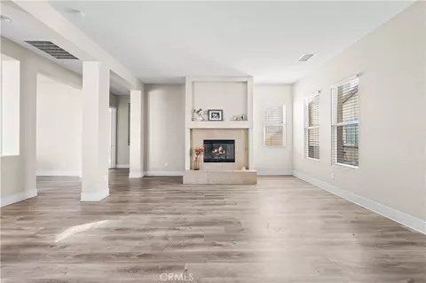 Living - 12573 Cabazon Ct, Apple Valley, CA 92308 photo 2 of 8