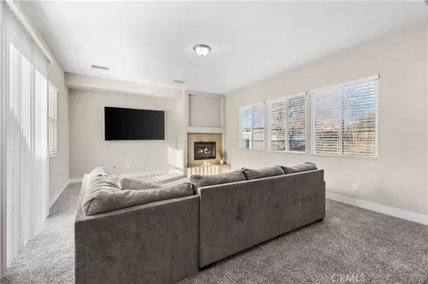 Living - 12573 Cabazon Ct, Apple Valley, CA 92308 photo 6 of 8