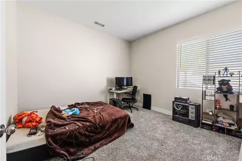 Bedroom - 12573 Cabazon Ct, Apple Valley, CA 92308 photo 4 of 5