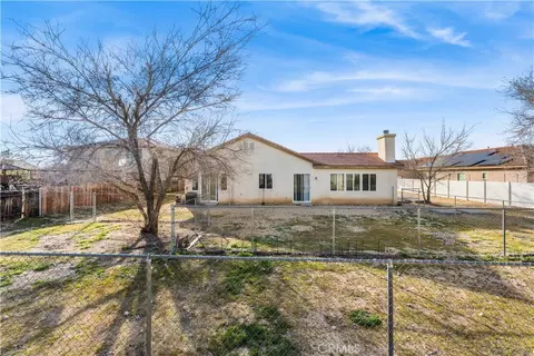Exterior - 12573 Cabazon Ct, Apple Valley, CA 92308 photo 13 of 14