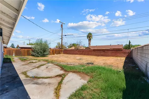 Exterior - 38544 33rd Street E, Palmdale, CA 93550 photo 3 of 6