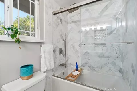 Bath - 4963 Haskell, Encino, CA 91436 photo 3 of 3