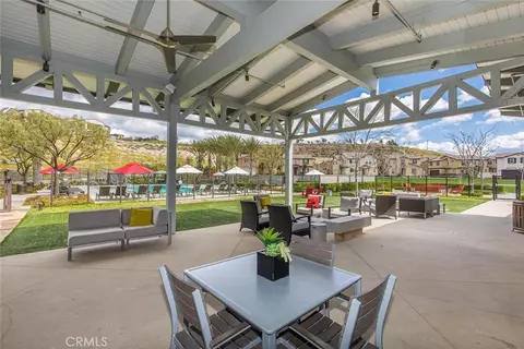 View/Area - 20551 Arden Pl, Saugus, CA 91350 photo 2 of 2
