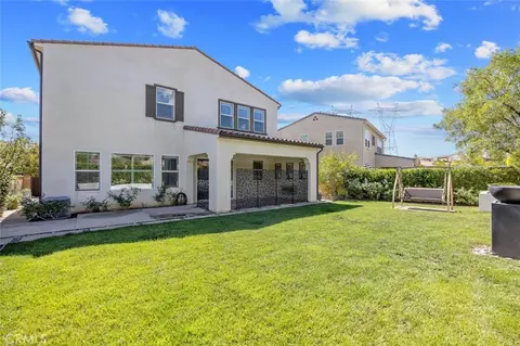 Exterior - 20551 Arden Pl, Saugus, CA 91350 photo 9 of 17
