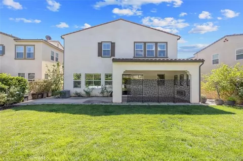 Exterior - 20551 Arden Pl, Saugus, CA 91350 photo 5 of 17
