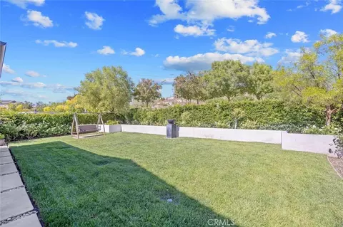 Exterior - 20551 Arden Pl, Saugus, CA 91350 photo 12 of 17