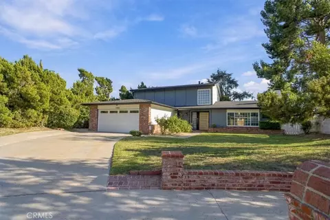 17000 Jeanine Pl, Granada Hills, CA 91344