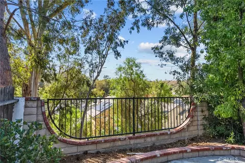 26825 Pamela Dr, Canyon Country, CA 91351