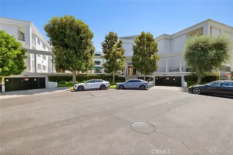 4520 Natick Ave #309, Sherman Oaks, CA 91403