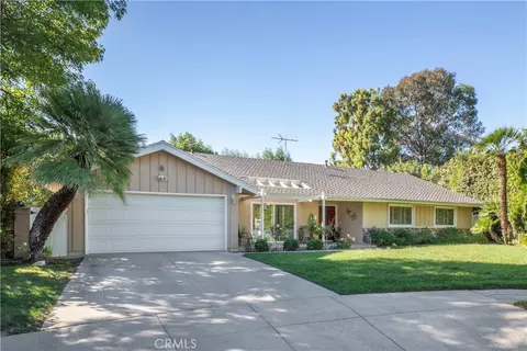 19260 Calahan St, Northridge, CA 91324