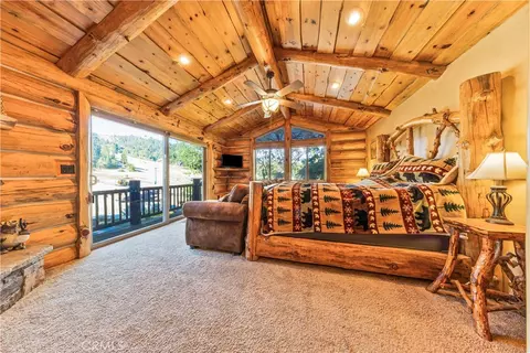 Bedroom - 1349 Lassen Dr, Big Bear Lake, CA 92315 photo 3 of 5