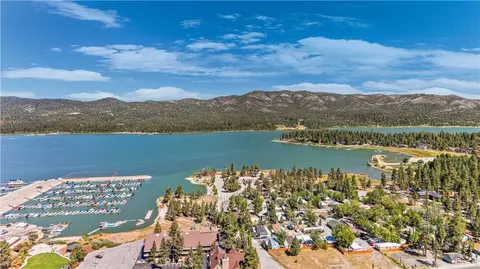 View/Area - 1349 Lassen Dr, Big Bear Lake, CA 92315 photo 4 of 5