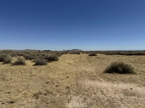 39060 E 230th St, Palmdale, CA 93591 photo 3