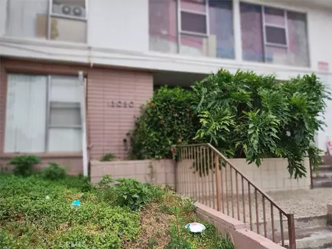 13050 Dronfield Ave #16, Sylmar, CA 91342