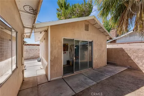 Exterior - 1152 E Avenue J1, Lancaster, CA 93535 photo 8 of 8