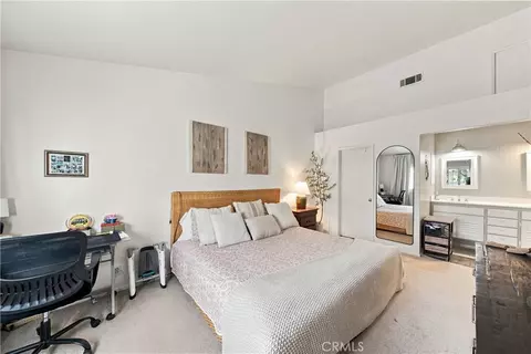 Bedroom - 22617 Copper Hl, Saugus, CA 91350 photo 2 of 6