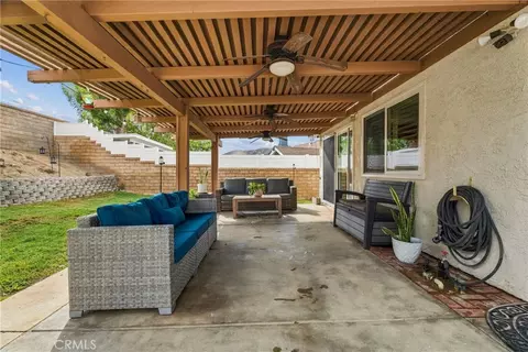 Exterior - 20755 Benz, Saugus, CA 91350 photo 5 of 10