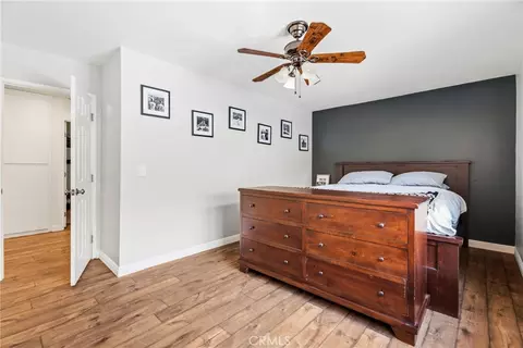 Bedroom - 27394 Onlee, Saugus, CA 91350 photo 2 of 4