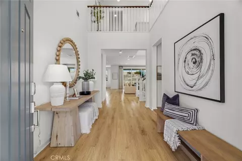 Entry Way - 28526 Sparrow, Saugus, CA 91350 photo 1 of 11
